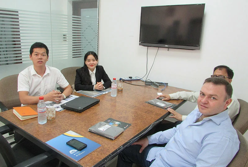 EMAC Team visting Turkey Customer 800x540 This is a picture of EMAC negotiations.