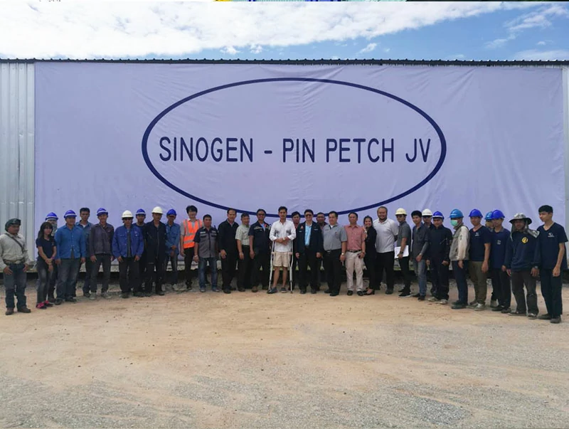 SinoGen Pin Petch JV 800x603 This is a picture of the Sinogen-Thailand team.